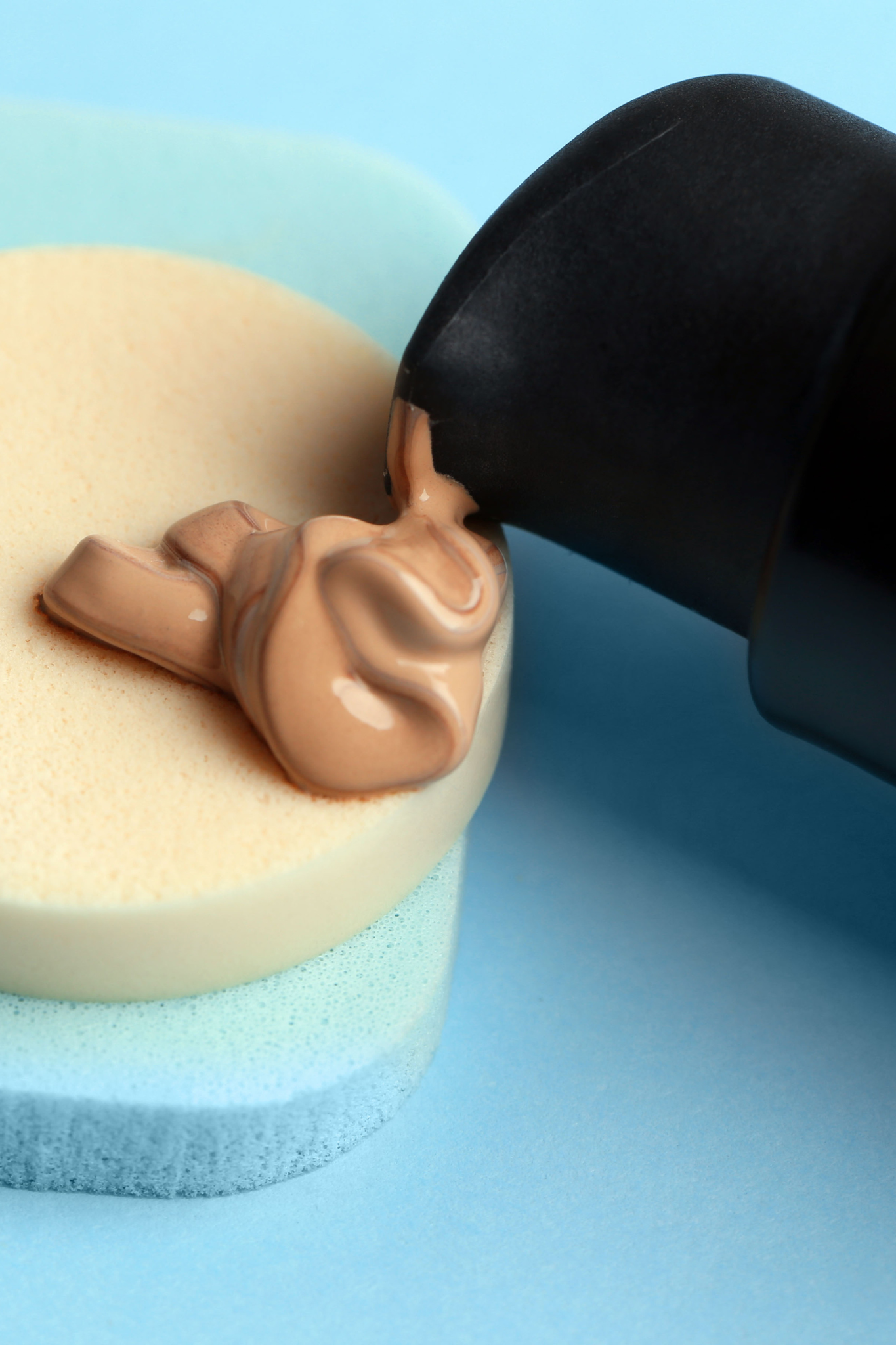 FOND DE TEN PROFESSIONAL CU EFECT DE LIFTING N.02